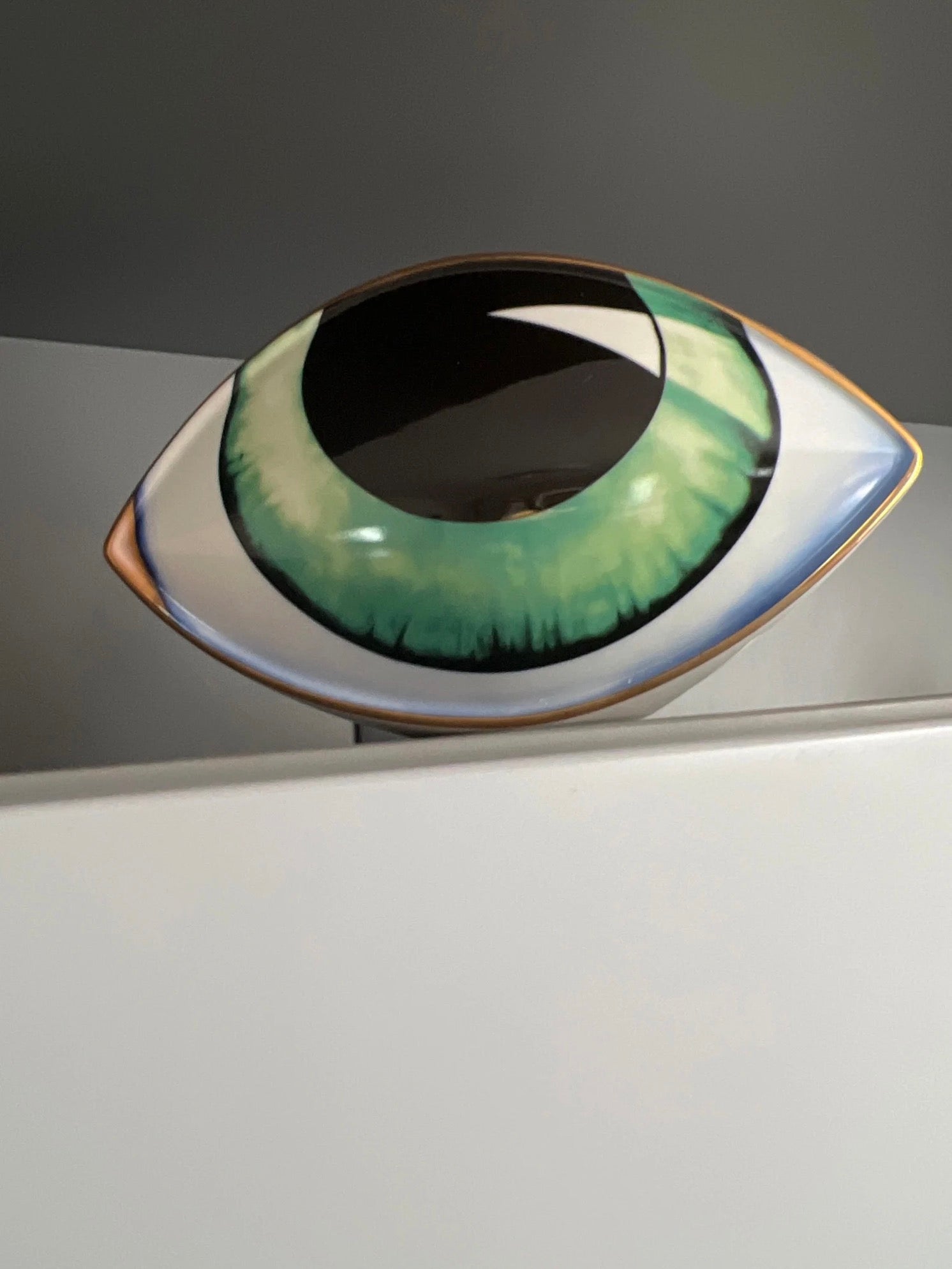 Adorno de cerâmica - The Eyes - Minimalist House LTDA