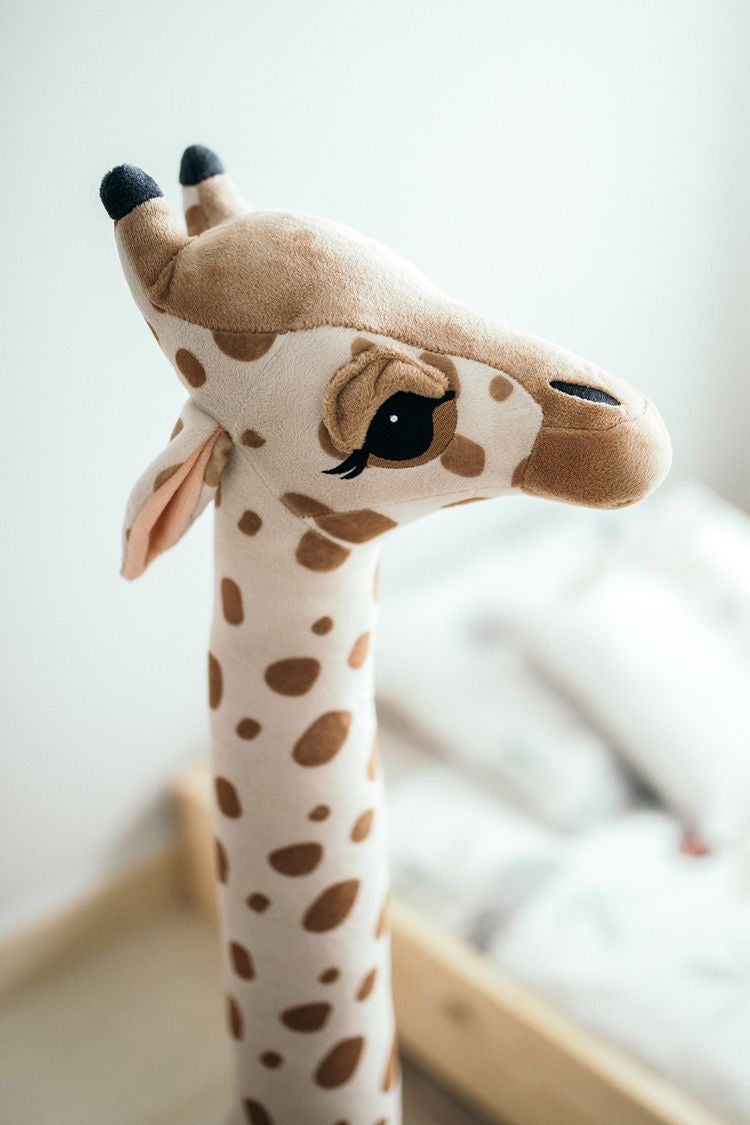 Girafa de pelúcia - TOYS - Minimalist House LTDA