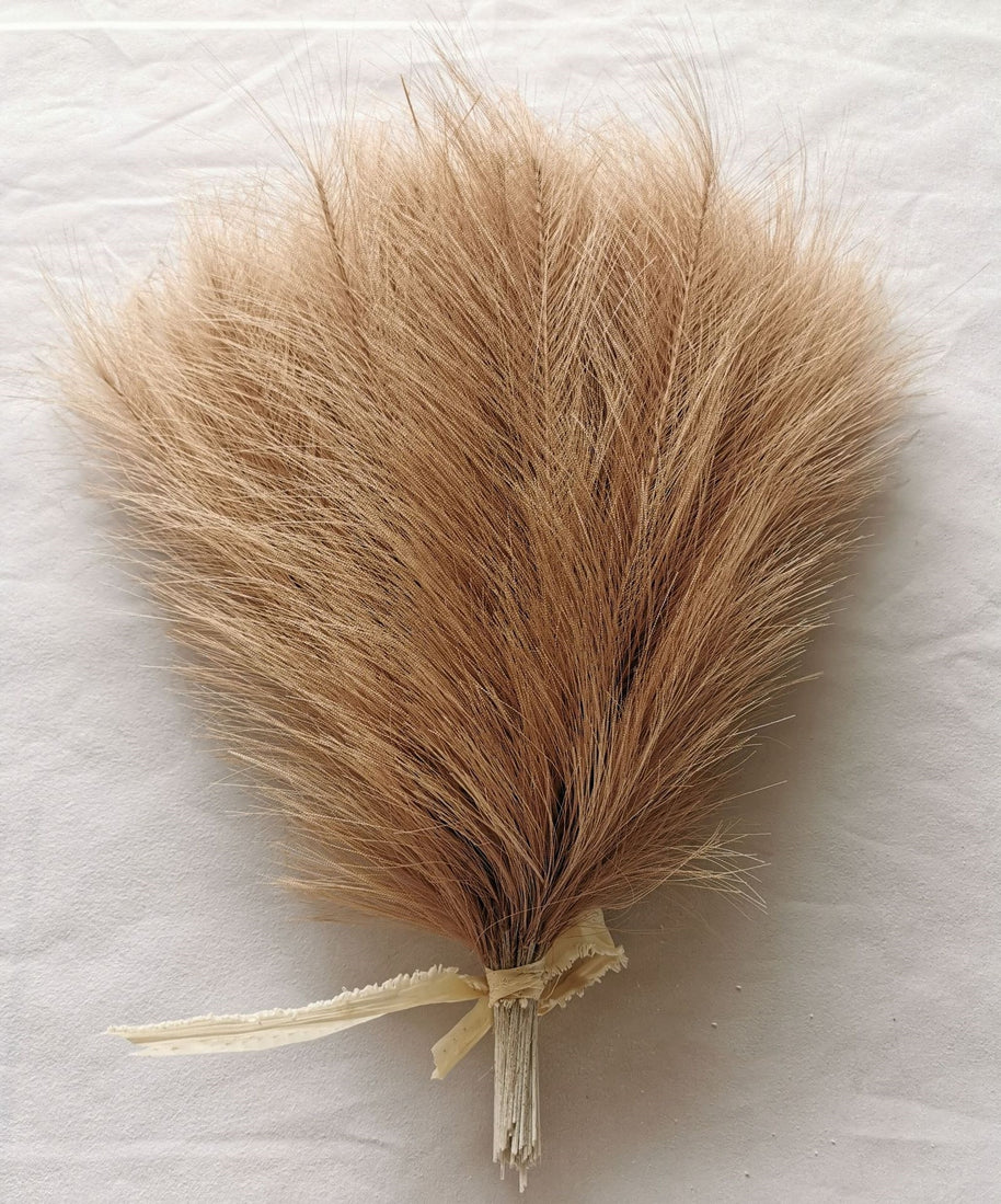Pluma artificial para decoração - Boho - Minimalist House LTDA