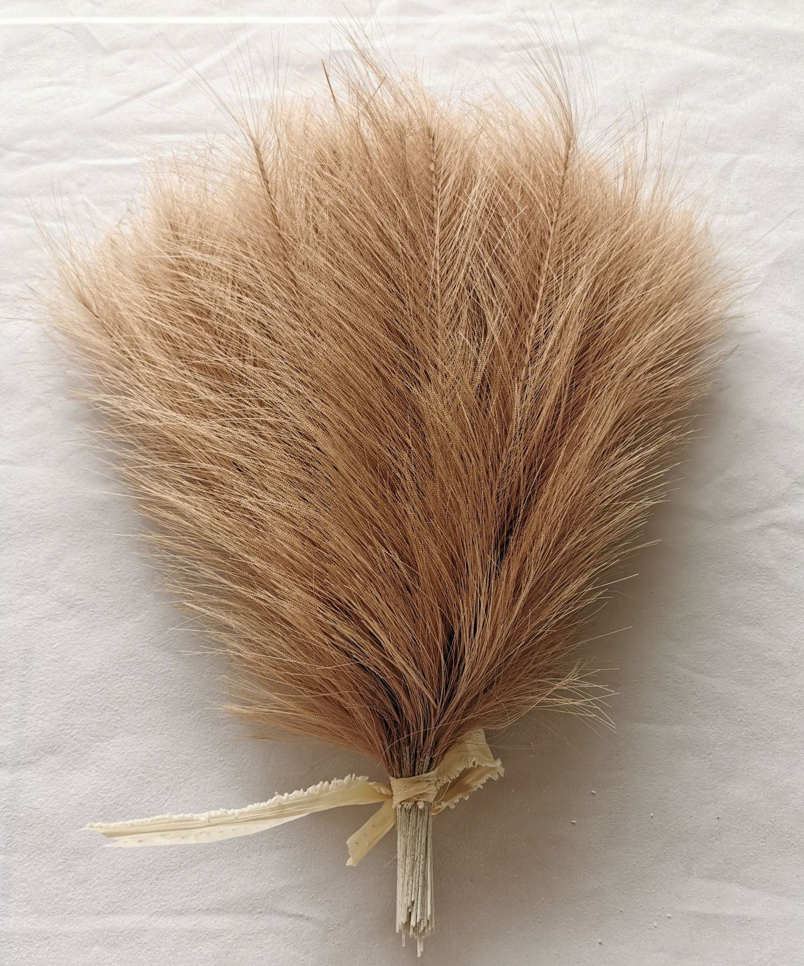 Pluma artificial para decoração - Boho - Minimalist House LTDA