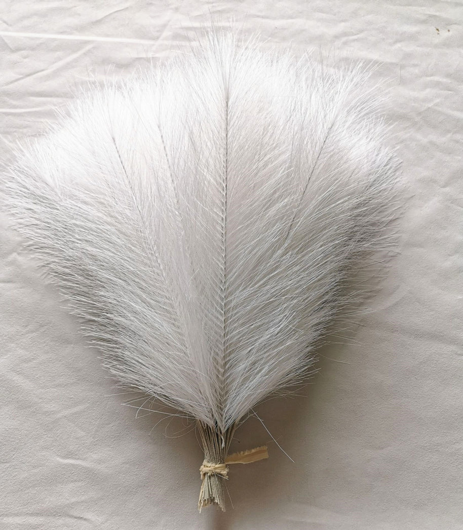 Pluma artificial para decoração - Boho - Minimalist House LTDA