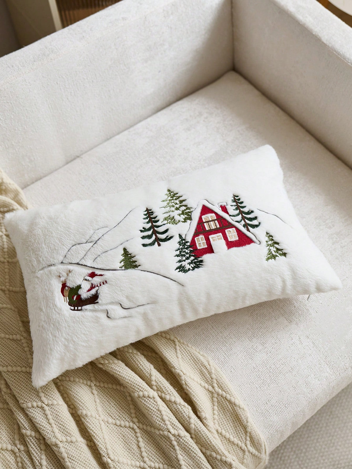 Cirelle Capa de Almofada Bordada Papai Noel e Árvore de Natal