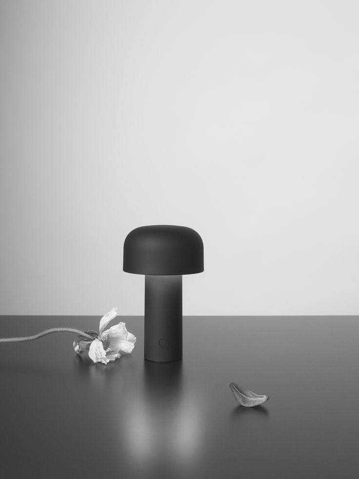 Luminária Recarregável - MyMug - Minimalist House LTDA