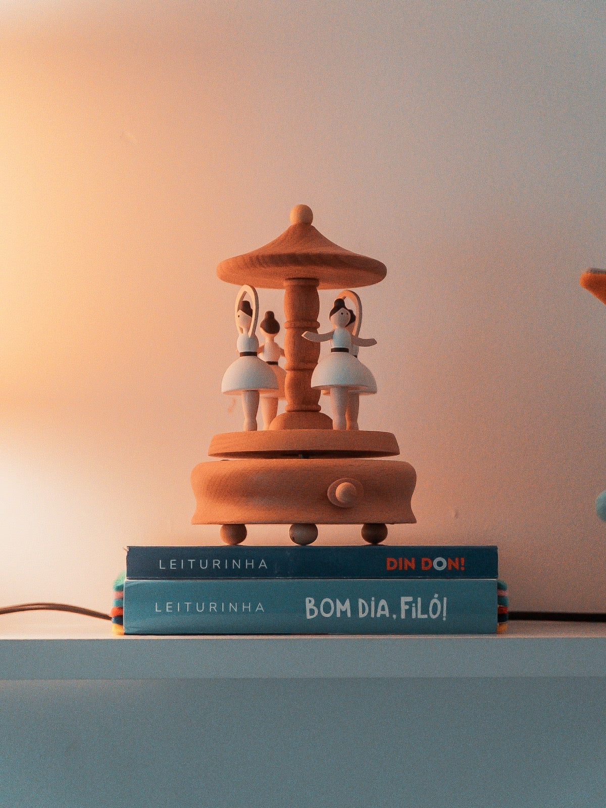 Caixinha de Música - Madeira Vintage Bailarina