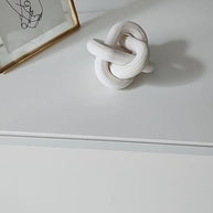 Adorno Decorativo Minimalista Nó - Minimalist House LTDA