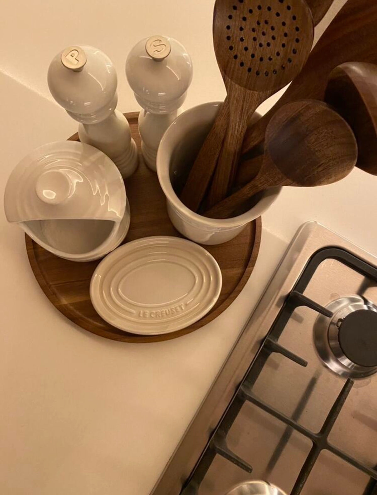 Bandeja Redonda Madeira Maciça Retrô Decorativa Multiuso