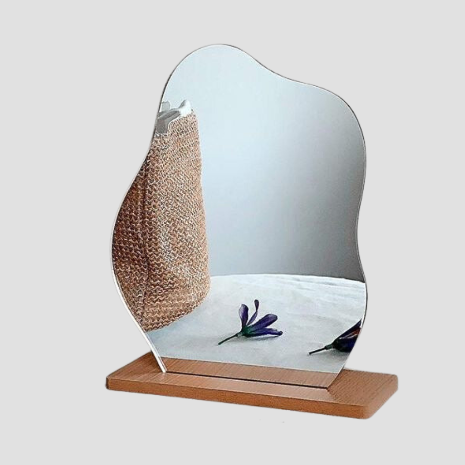 Espelho simples de maquiagem irregular minimalista - FLOWER - Minimalist House LTDA