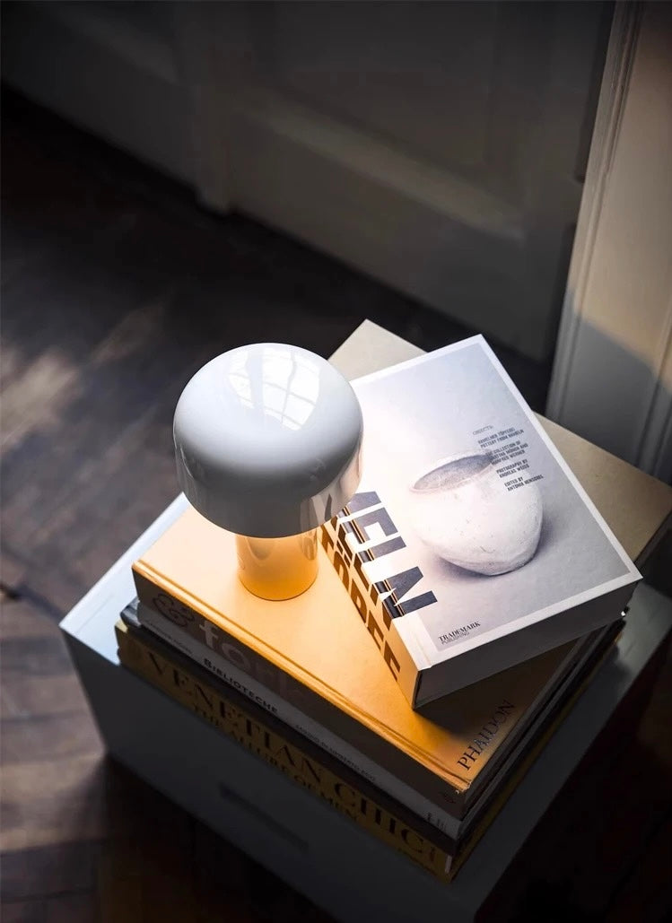 Luminária Recarregável - MyMug - Minimalist House LTDA