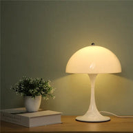 Luminária de Mesa Panthella - Minimalist House LTDA