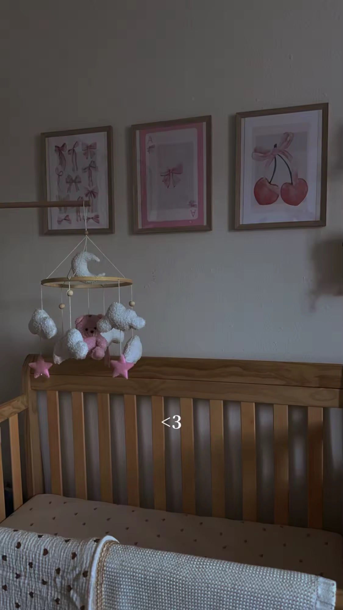 Móbile Berço Baby - Ursinho ou Coelhinho em Algodão e Madeira