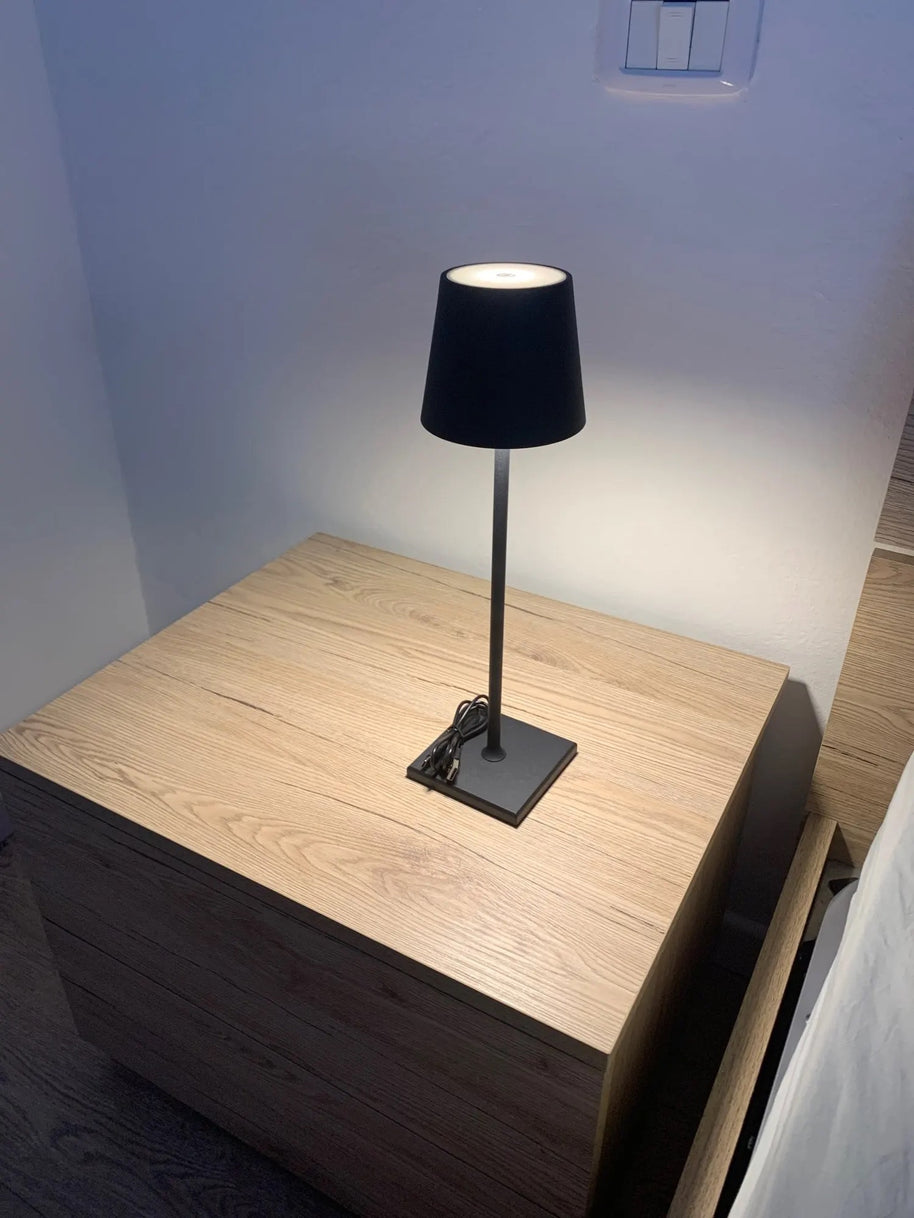 Abajur Venice - Recarregavel - Minimalist House LTDA