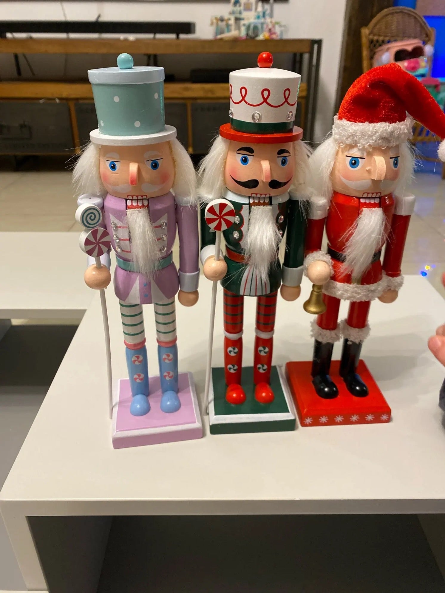 Adorno decorativo Quebra-Nozes - Minimalist House LTDA