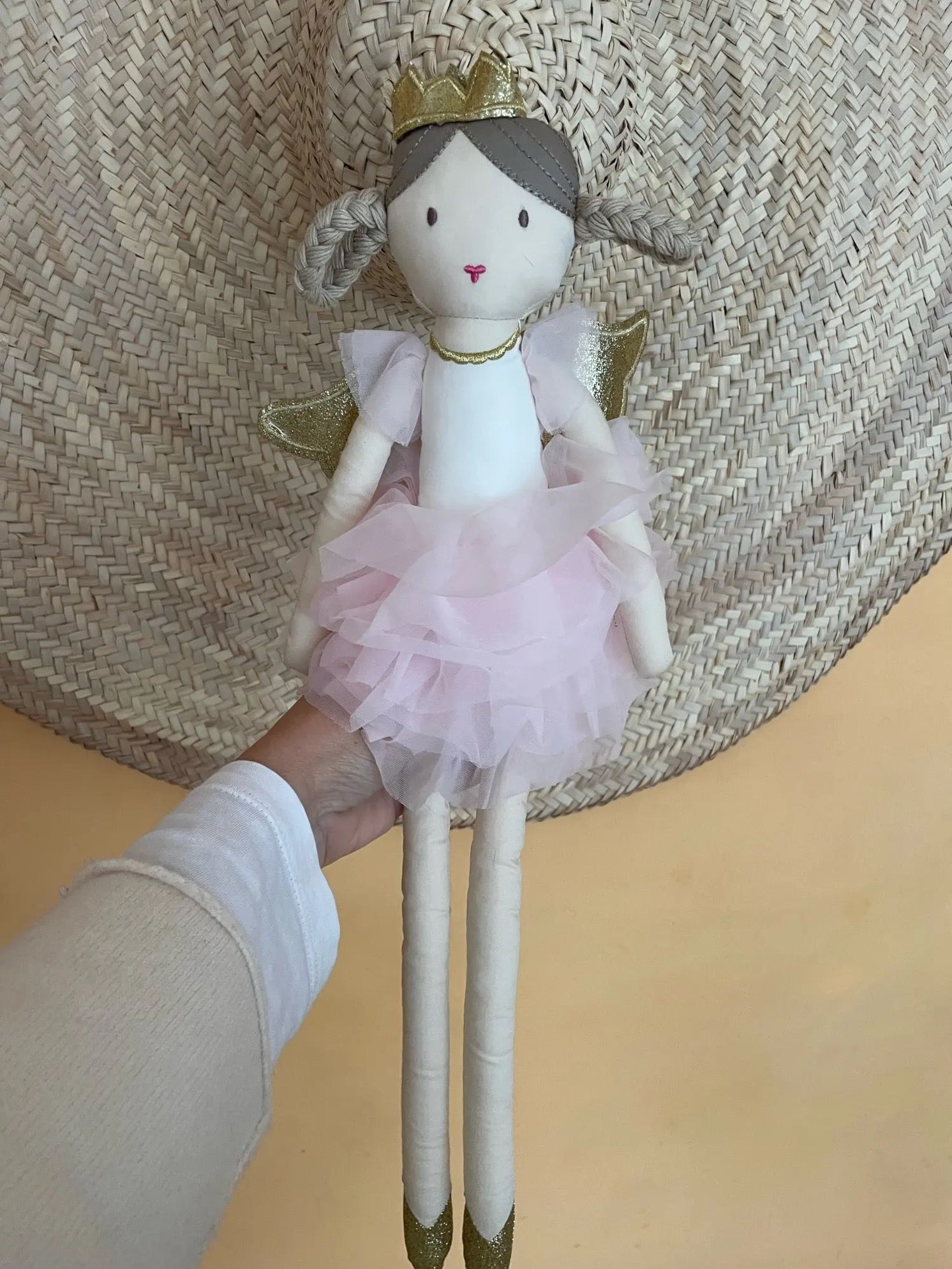 Boneca de Pelúcia Princesas - Minimalist House LTDA