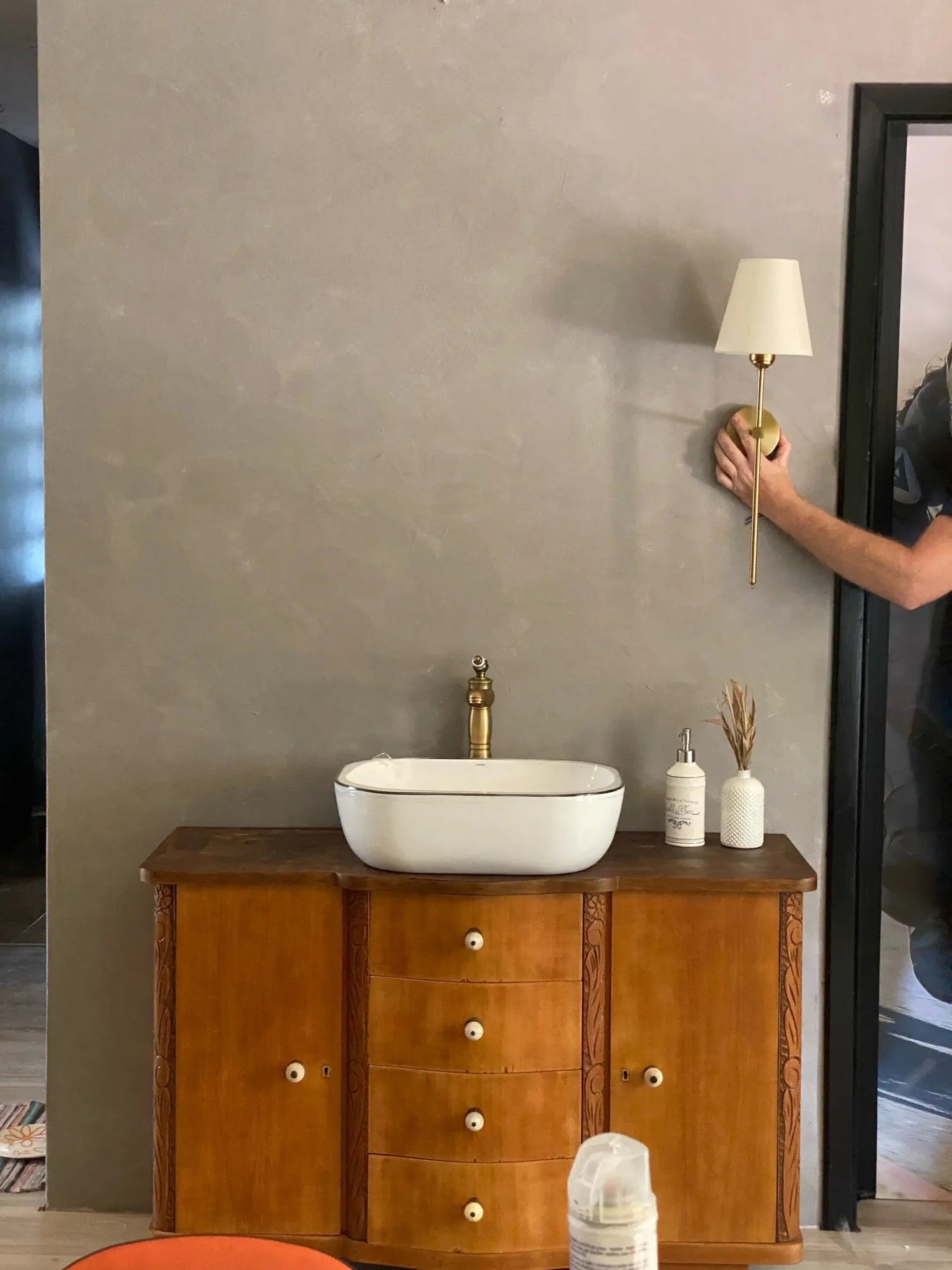 Arandela Europa - Minimalist House LTDA