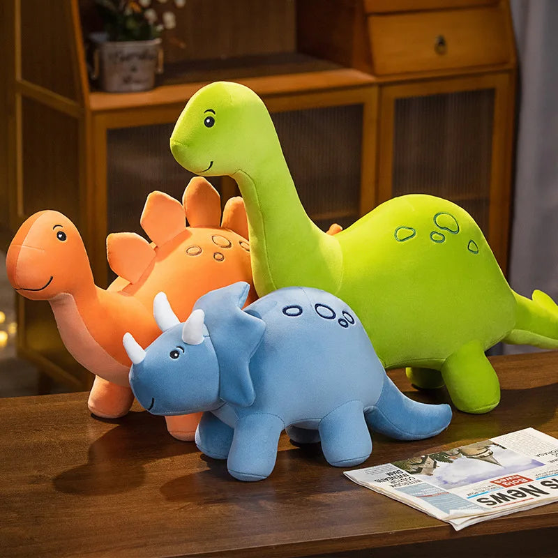 Dinossauro de Pelúcia Tricerátops 30cm