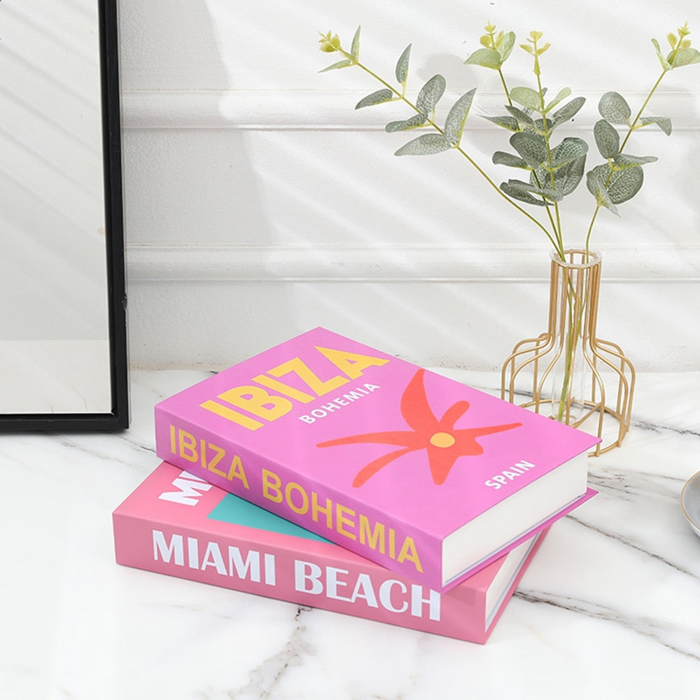 Livro fake para decoração - DOLCE VITTA - Minimalist House LTDA