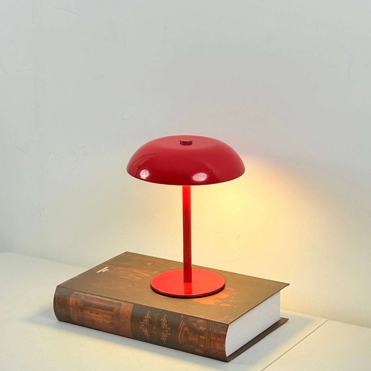 Luminária de Mesa LED Portátil Recarregável USB - Aurum