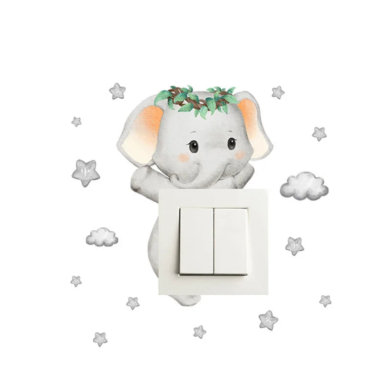 Adesivo de Parede Infantil Ursinho, Girafa, Elefante e Estrelas