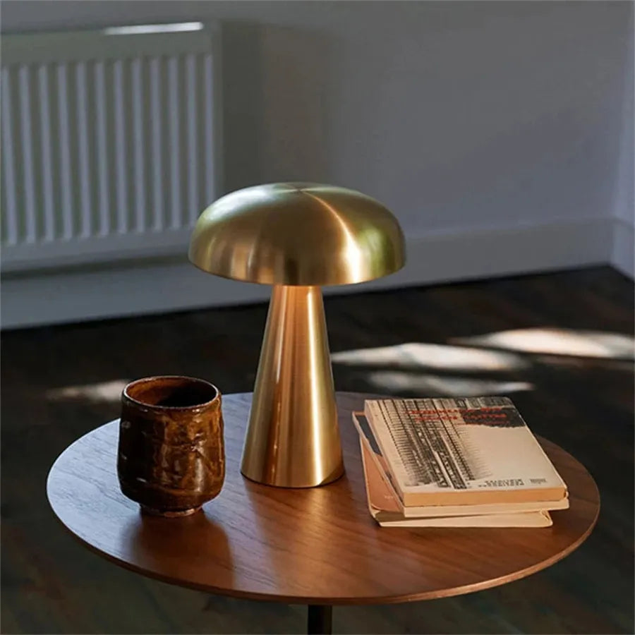 Luminária de Mesa - Tennesse - Minimalist House LTDA