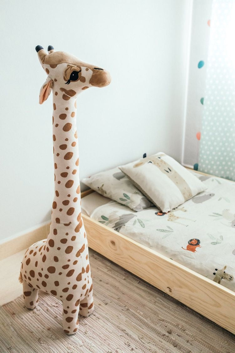 Girafa de pelúcia - TOYS - Minimalist House LTDA