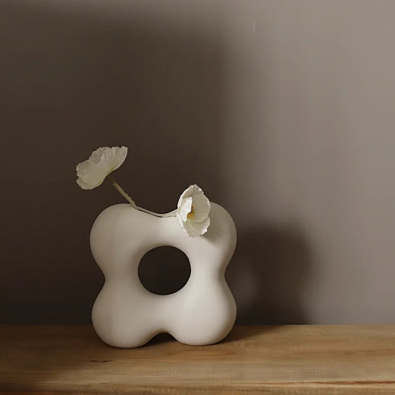 Vaso de cerâmica - Flor - Minimalist House LTDA
