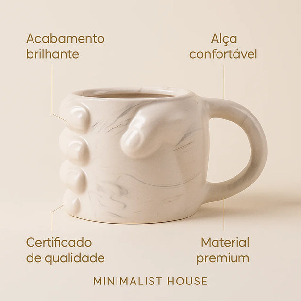 Xícara de cerâmica divertida - caneco na mão