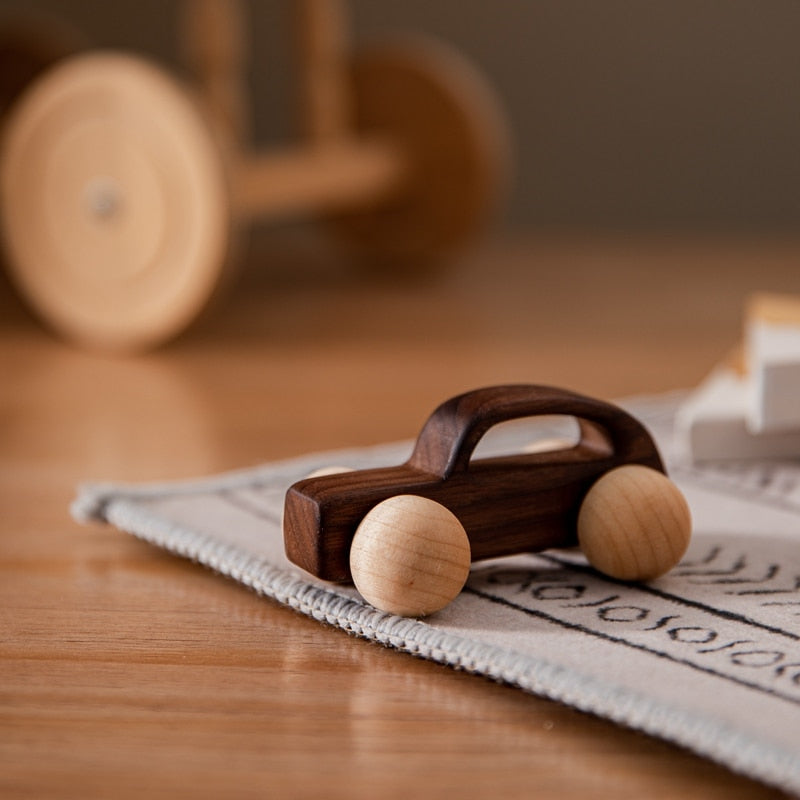 Miniaturas em madeira - CARROS - Minimalist House LTDA