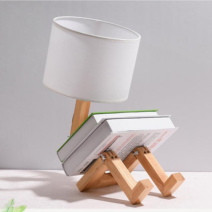 Luminária de madeira versátil - Menino - Minimalist House LTDA