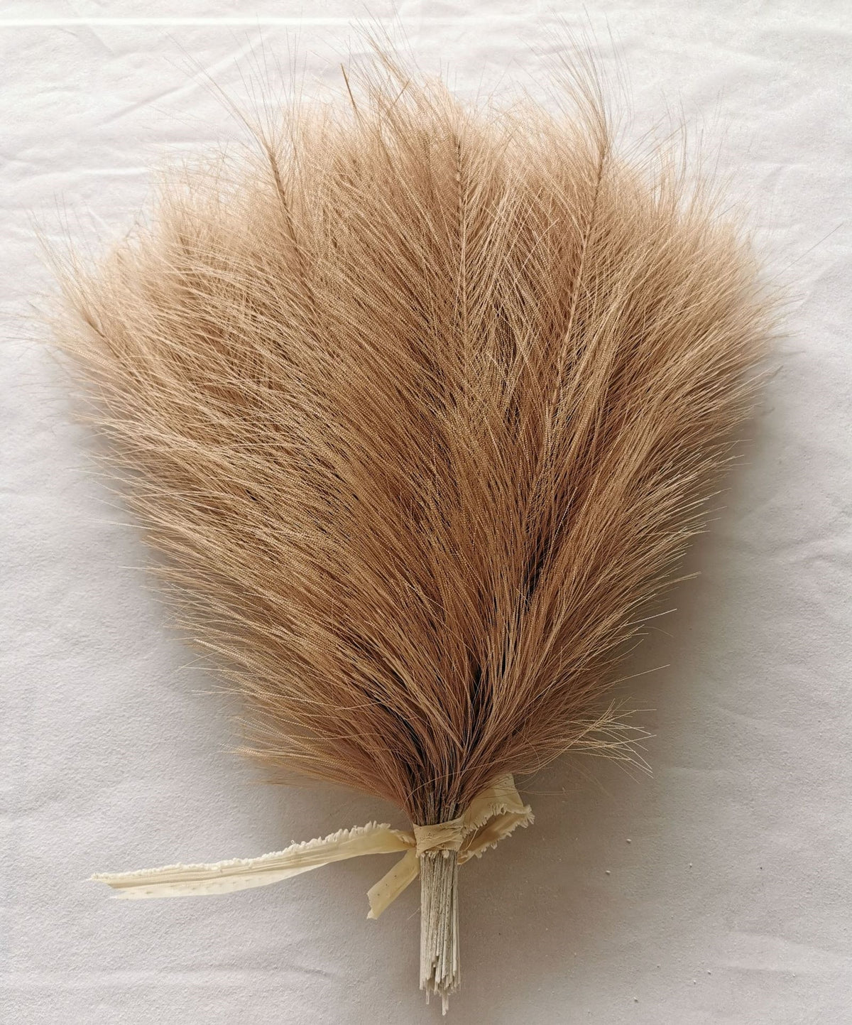Pluma artificial para decoração - Boho - Minimalist House LTDA