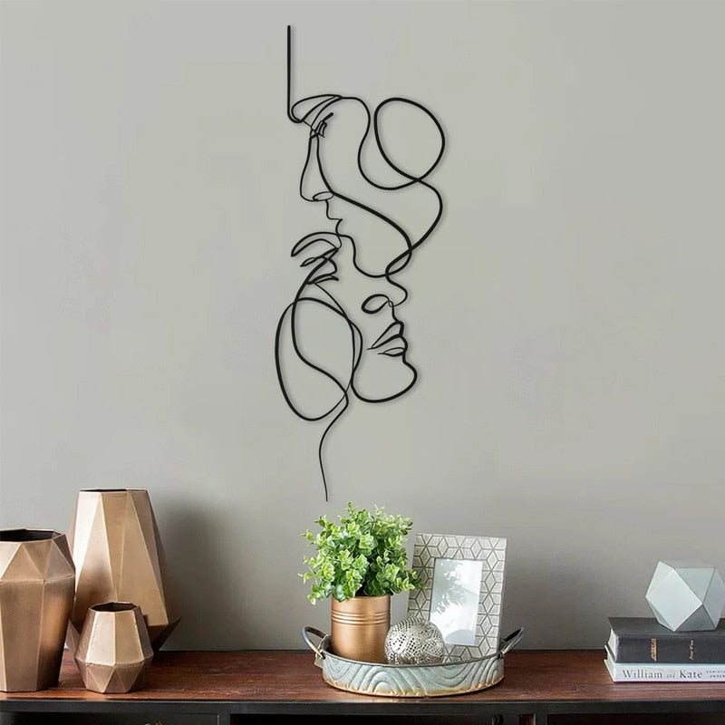 Arte de parede em metal - LOVE - Minimalist House LTDA