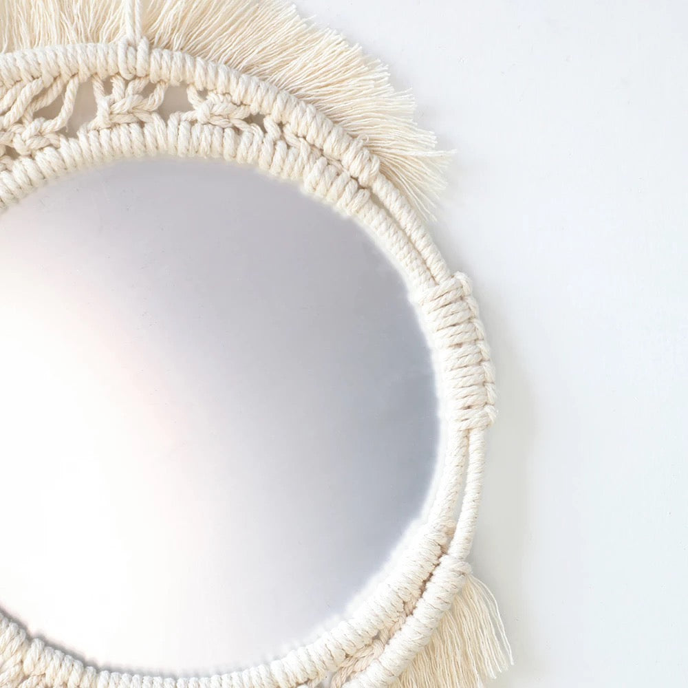 Boho Macramê espelho decorativo - Lua - Minimalist House LTDA