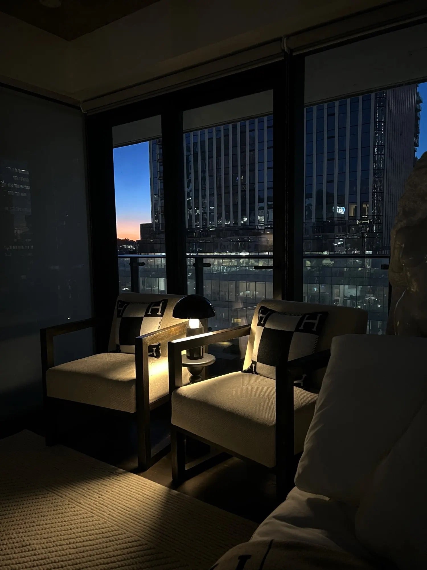 Luminária Cromada - Mushroom - Minimalist House LTDA