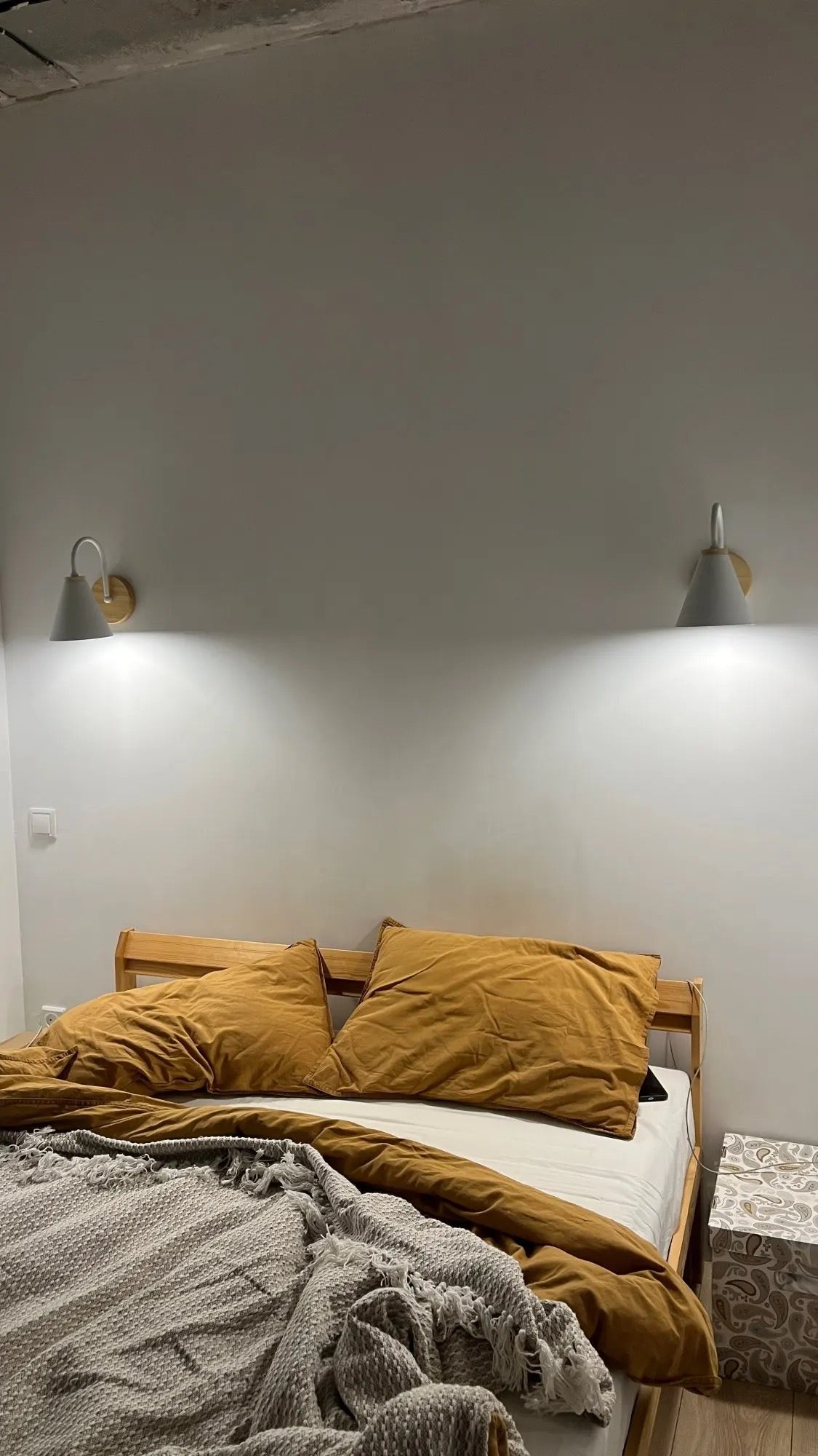 Arandela MIDNIGHT - Minimalist House LTDA