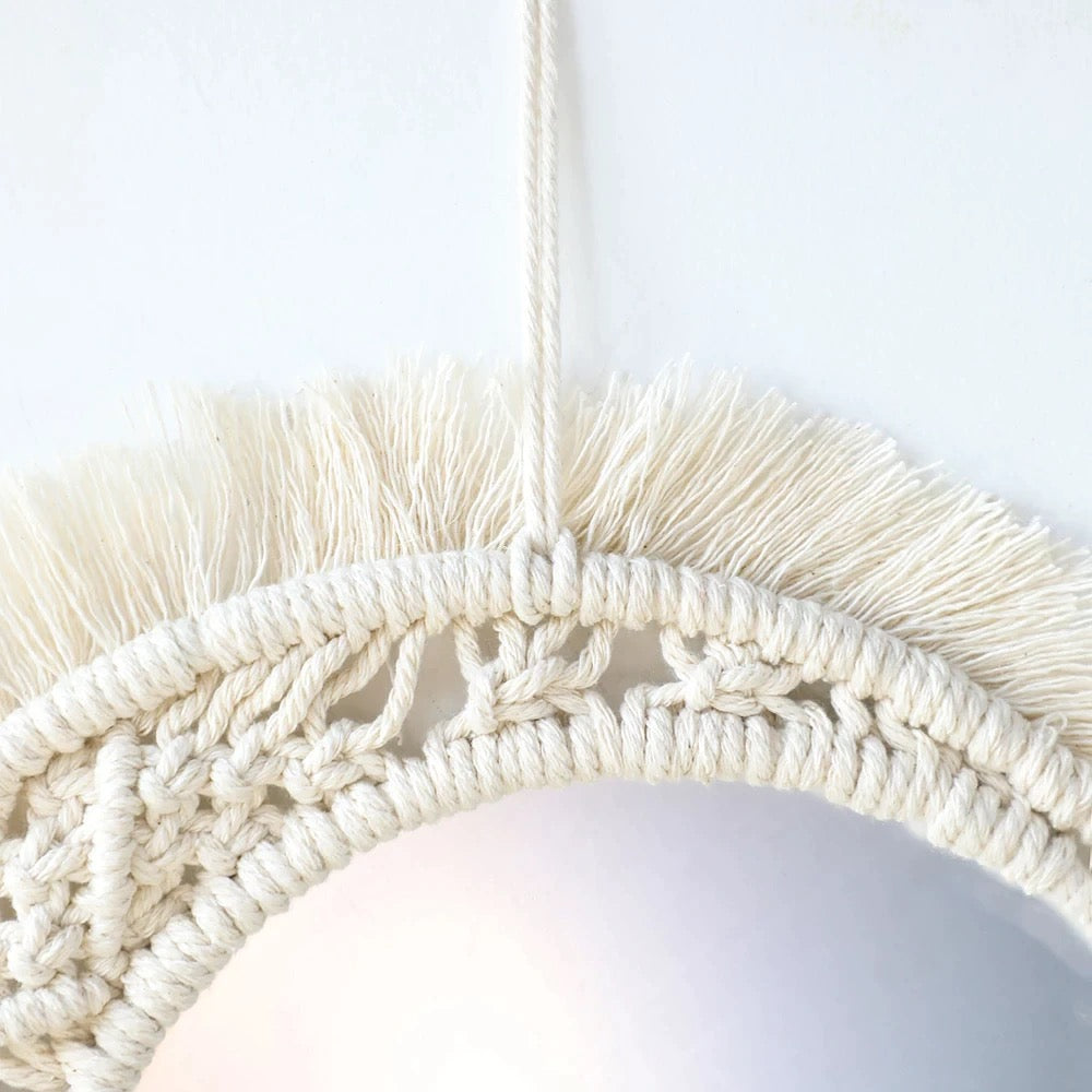 Boho Macramê espelho decorativo - Lua - Minimalist House LTDA